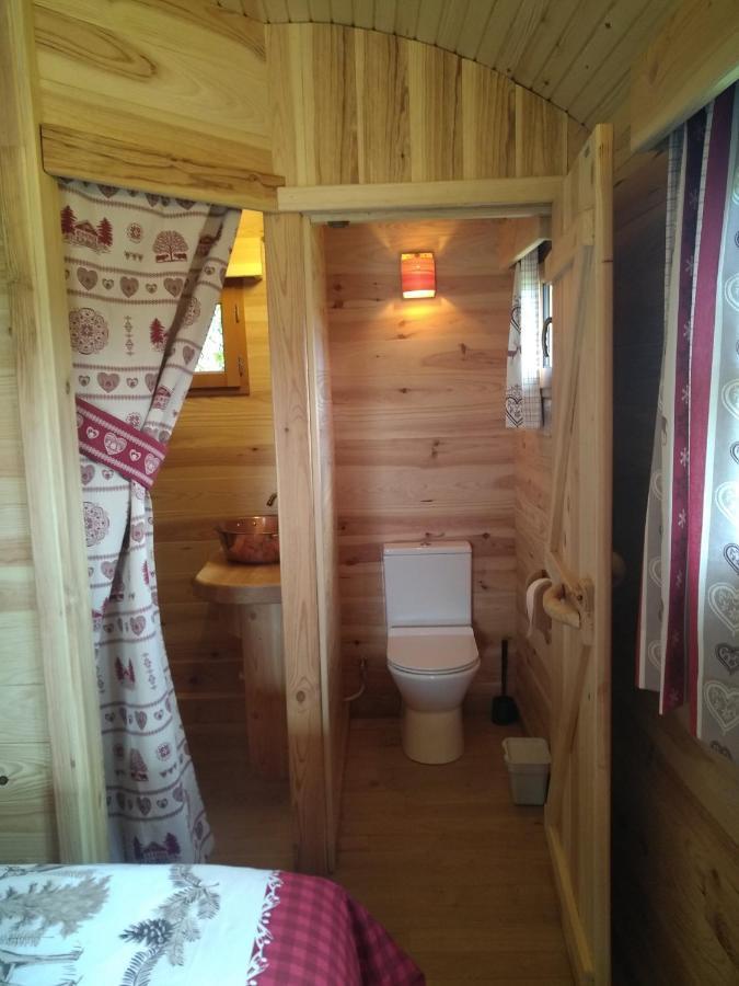 Au Paradou Du Bucheron Adults Only Lessive Bagian luar foto