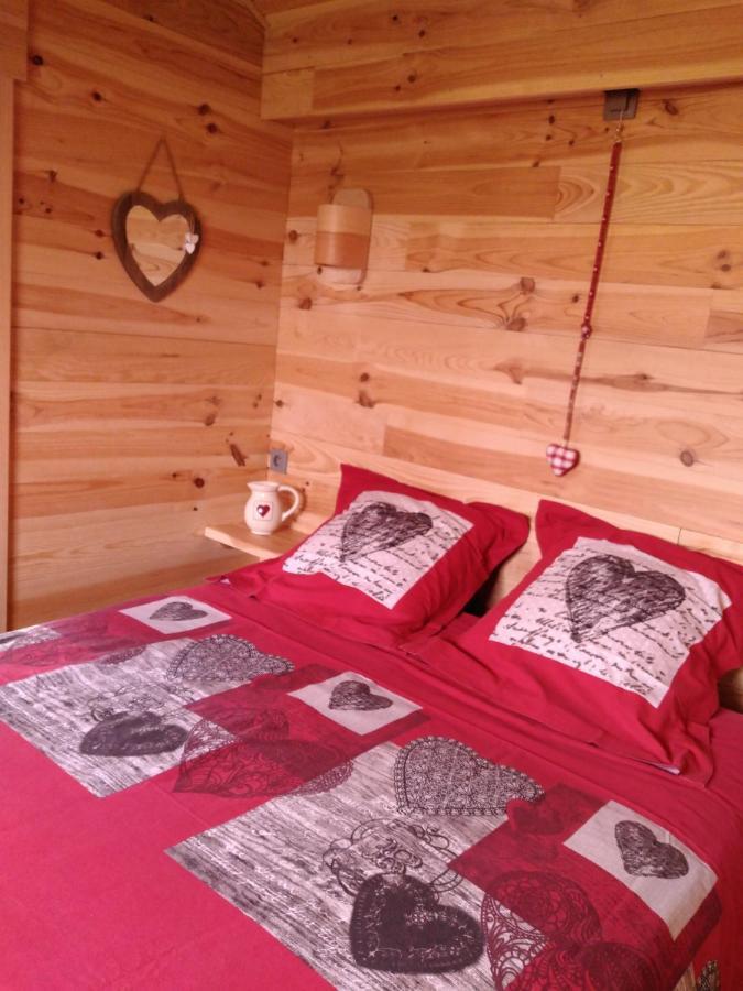 Au Paradou Du Bucheron Adults Only Lessive Bagian luar foto